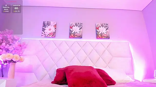 Bianca Monroe  online show from 2, 6, 2026