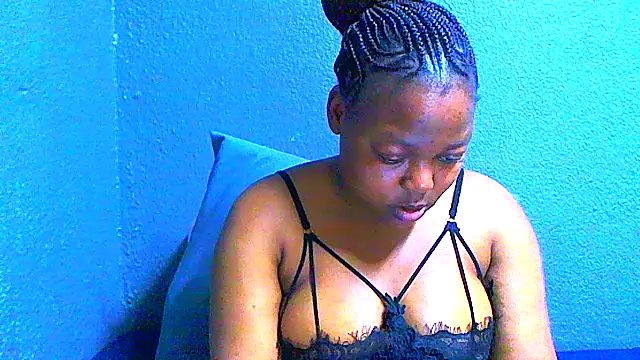 Snapshot of CrazeAss chatting on 10, 7, 2026 CrazeAss online show from 10, 7, 2026