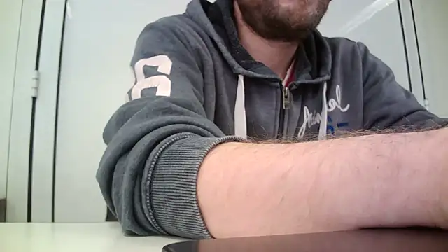 truble78 online show from 9, 4, 2026