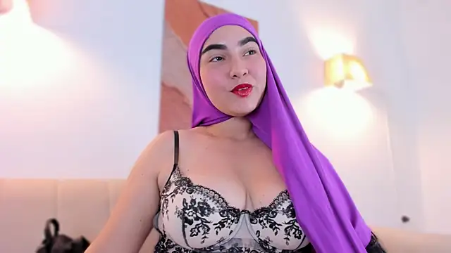 Snapshot of Malika_Noor chatting on 27, 4, 2026 Malika Noor online show from 27, 4, 2026