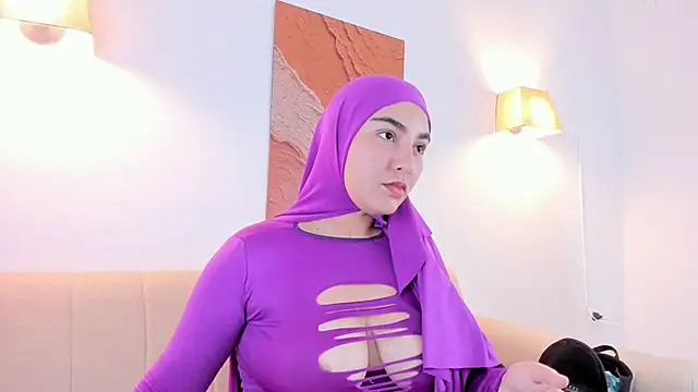 Snapshot of Malika_Noor chatting on 12, 5, 2026 Malika Noor online show from 12, 5, 2026