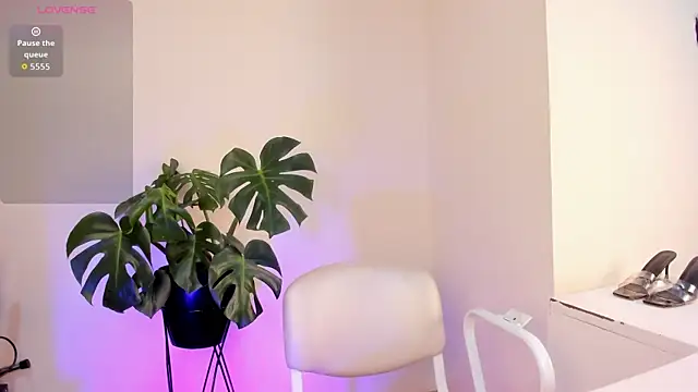 Emma Dancer online show from 16, 7, 2026