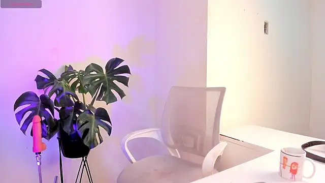 Emma Dancer online show from 8, 7, 2026
