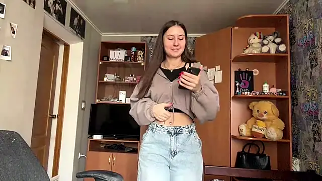 poly princess online show from 23, 4, 2026