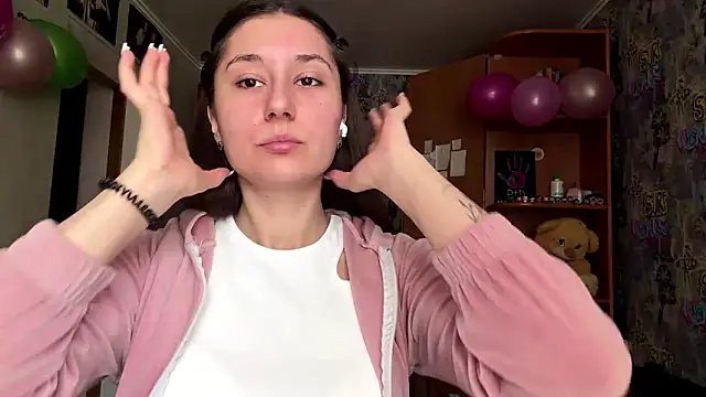 poly princess online show from 24, 2, 2026