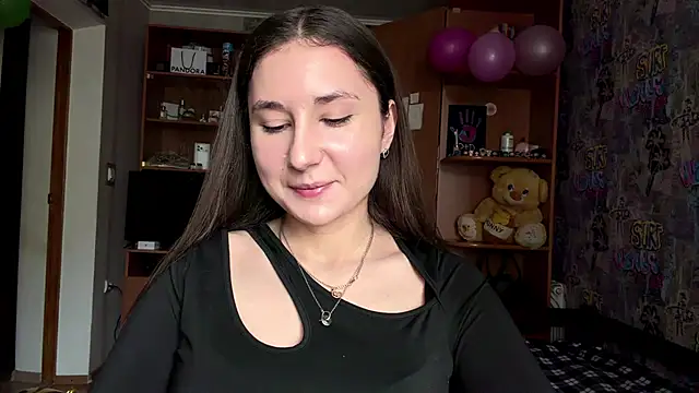 poly princess online show from 3, 3, 2026