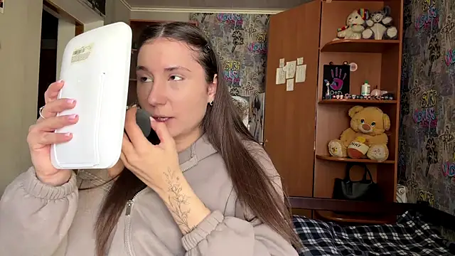 poly princess online show from 25, 3, 2026