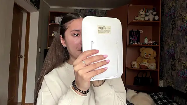 poly princess online show from 31, 3, 2026