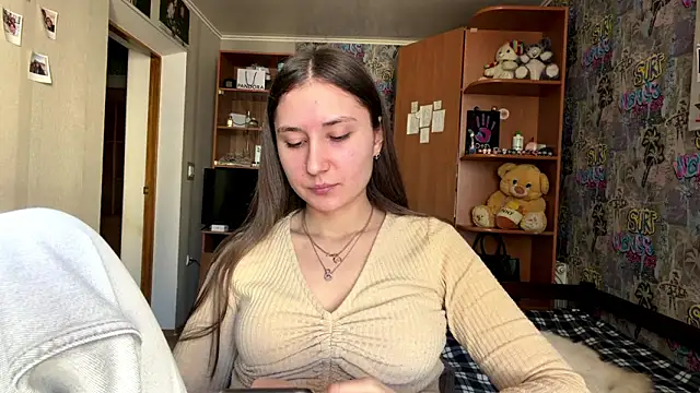 poly princess online show from 27, 3, 2026