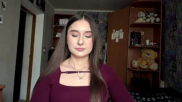 poly princess online show from 6, 4, 2026