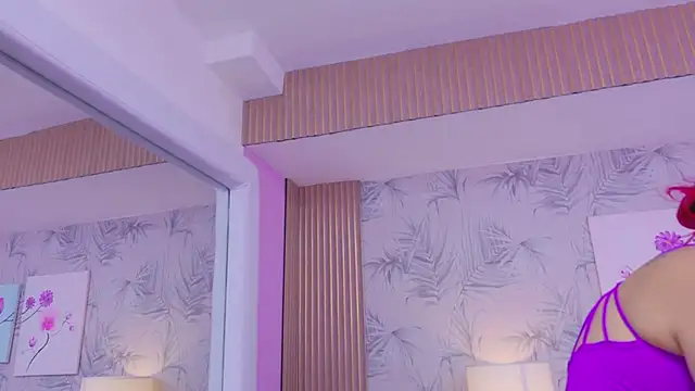 CherryTayloor online show from 14, 4, 2026