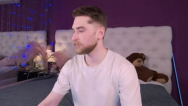 Dexter Raze online show from 9, 4, 2026