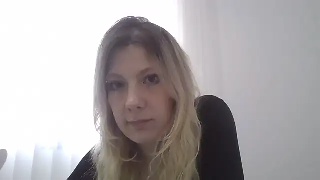 Foxy Bright online show from 26, 2, 2026