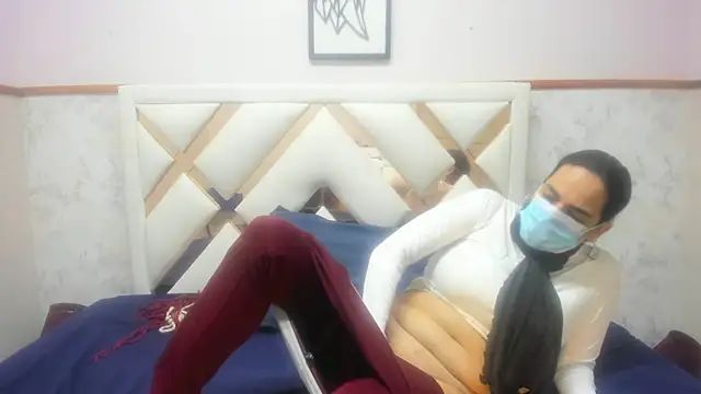 Amy Walls7 online show from 25, 3, 2026