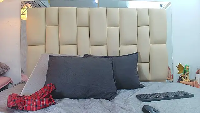 Lana Sliim online show from 10, 3, 2026