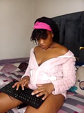 Divine Beautyxx online show from 17, 3, 2026