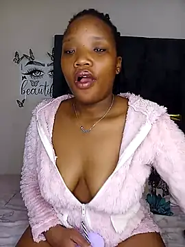 Divine Beautyxx online show from 11, 5, 2026