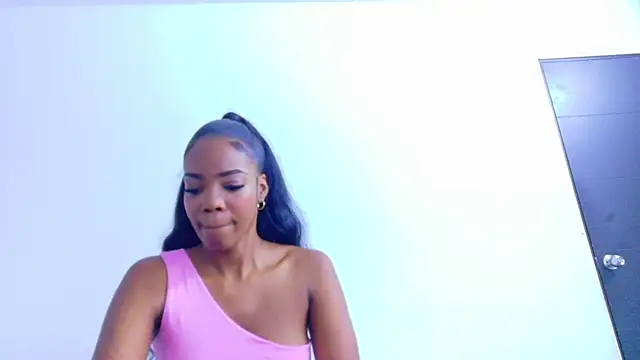 nina bae online show from 18, 5, 2026