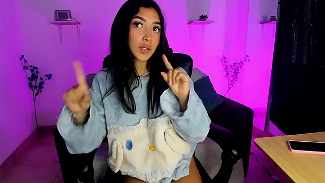 jaulyn 18 online show from 13, 3, 2026