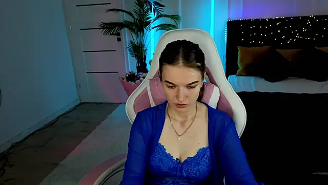 Snapshot of Ann_Wood chatting on 30, 6, 2026 Ann Wood online show from 30, 6, 2026