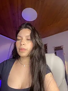 Mady Pink online show from 25, 2, 2026