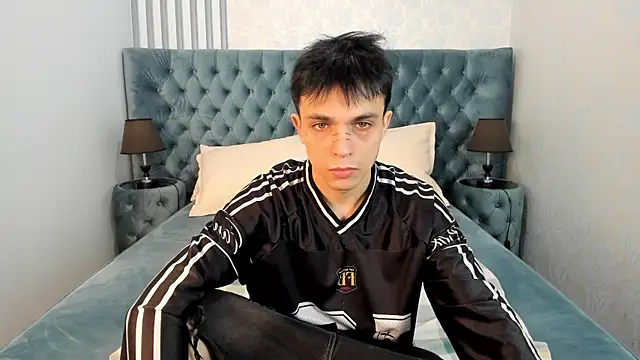 ClarkBev online show from 19, 4, 2026