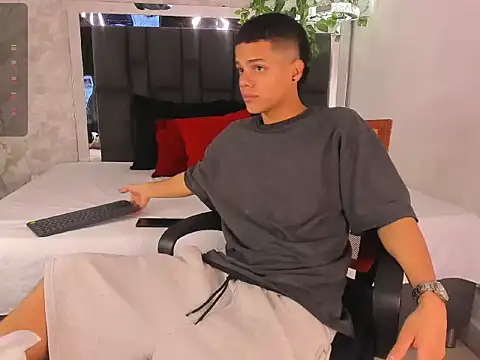 PATRIICKMILLER online show from 5, 3, 2026