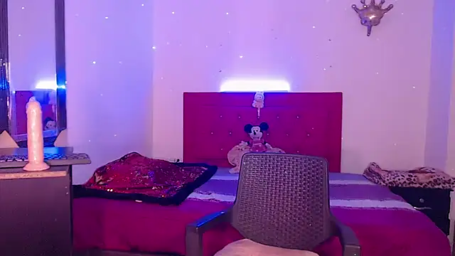 cellesthee online show from 21, 4, 2026