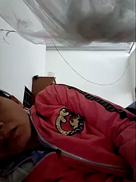 kieuqueen92 online show from 14, 3, 2026