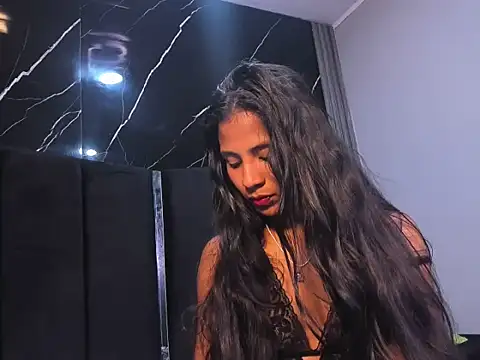 Juna Hyl online show from 24, 2, 2026