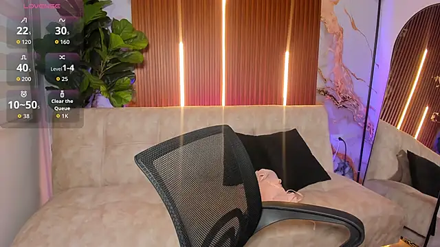 Antonella Moretti  online show from 11, 3, 2026