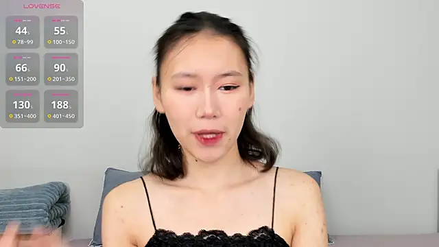 Kiraeko online show from 4, 6, 2026