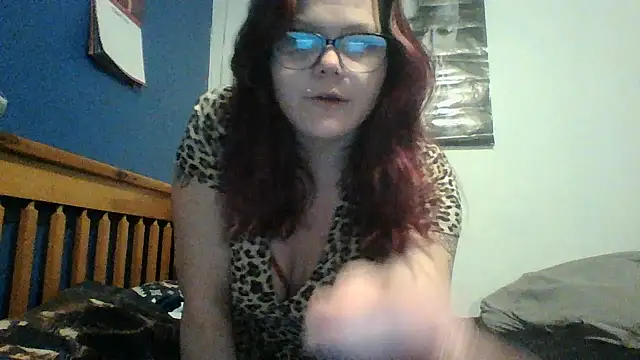 Sexymilf6992 online show from 24, 2, 2026