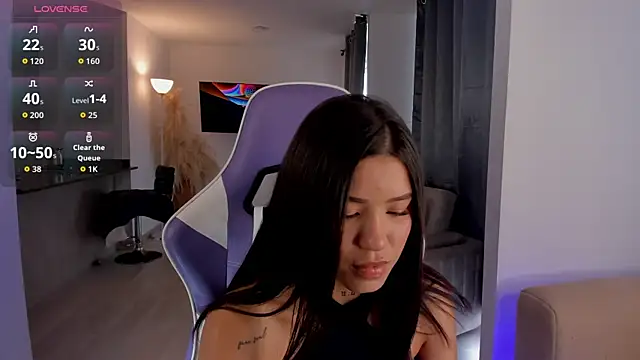 sofiawiliams online show from 15, 7, 2026
