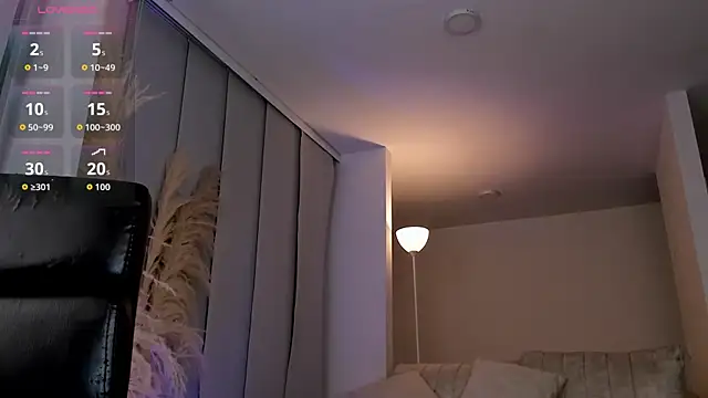 sofiawiliams online show from 30, 4, 2026