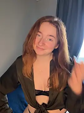 HoneyBunny18 online show from 12, 4, 2026