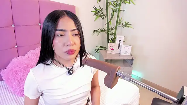 Snapshot of Valecute_ chatting on 5, 5, 2026 Valecute online show from 5, 5, 2026
