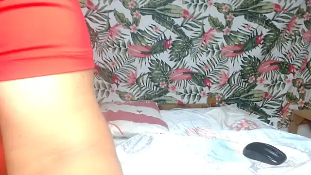 smallvioleta69 online show from 10, 3, 2026