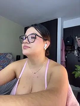 Ivy honey00 online show from 6, 3, 2026