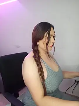 PamelaThoms online show from 5, 6, 2026