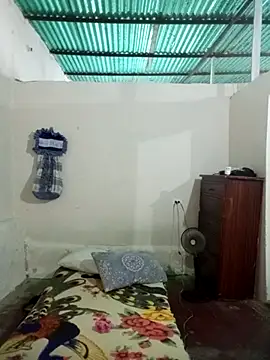 SexyBoys100 online show from 14, 3, 2026