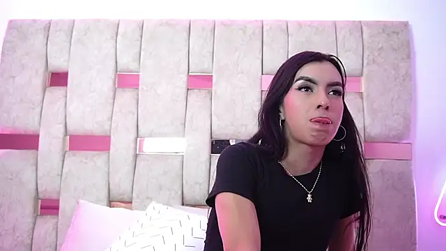 Fernanda thail  online show from 17, 3, 2026