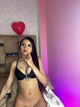 Lauraaa pink18 online show from 28, 2, 2026