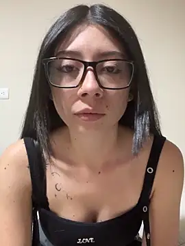 ZafiraNights online show from 5, 3, 2026