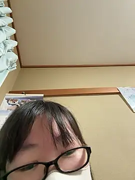 nana ayu4696 online show from 22, 4, 2026