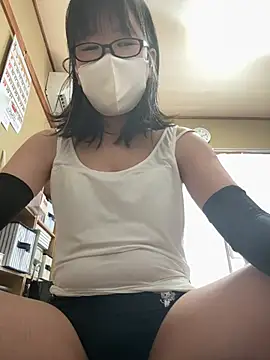 nana ayu4696 online show from 5, 3, 2026