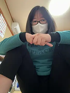 nana ayu4696 online show from 5, 3, 2026