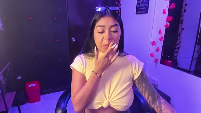 Keyla Cutte  online show from 18, 4, 2026