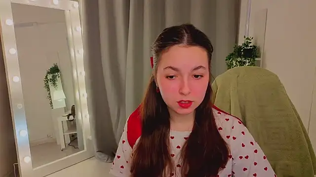 BellaThery online show from 13, 3, 2026