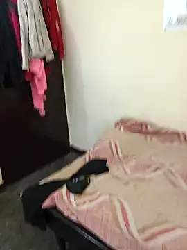 Sexy mahira01 online show from 1, 3, 2026